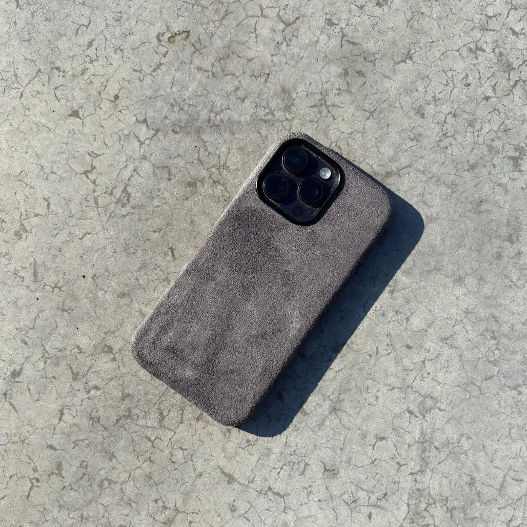 Funda iPhone Alcantara + Tarjetero MagSafe