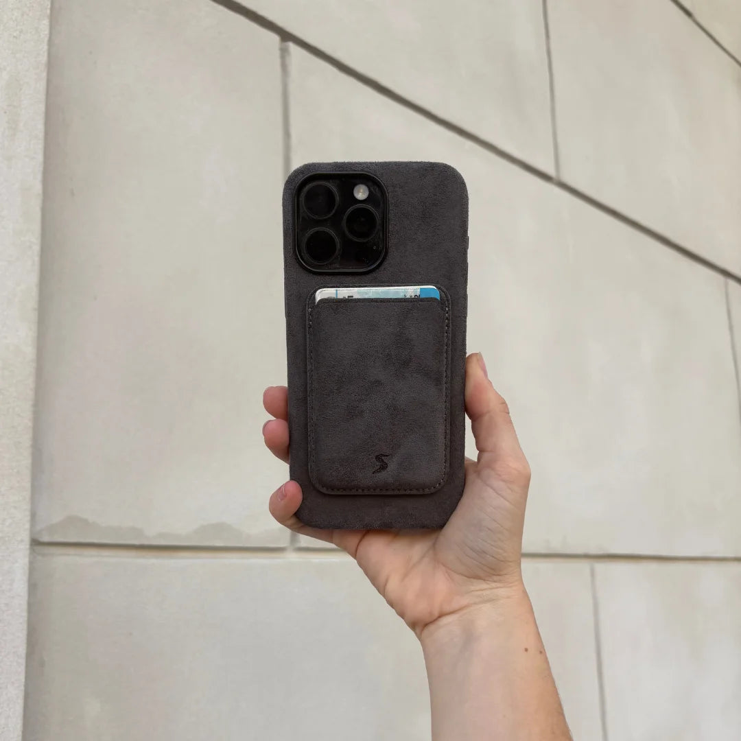 Funda iPhone Alcantara + Tarjetero MagSafe